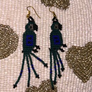 💙💚beaded parrot earrings💙💚